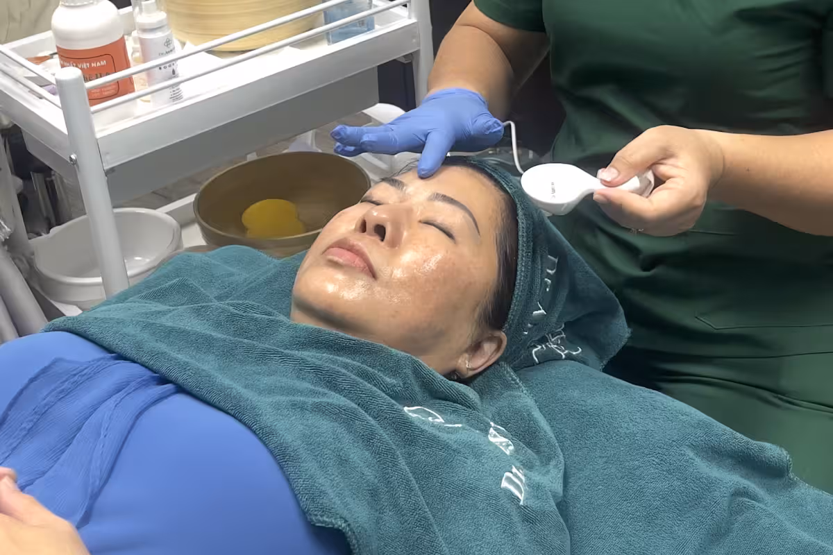 Chăm Sóc Da & Điều Trị 3